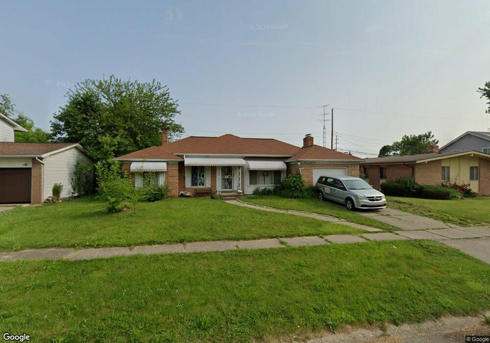 1322 Banbury Place, Flint, MI 48505 - photo 1