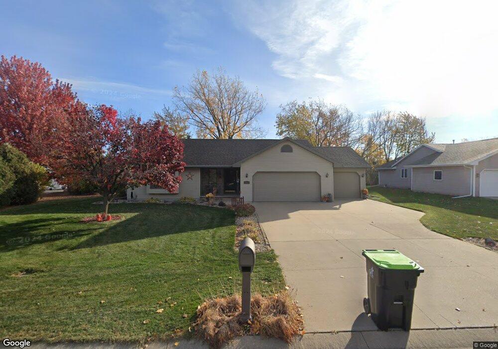 W5809 Sweet Clover Dr, Appleton, WI 54915 - photo 1