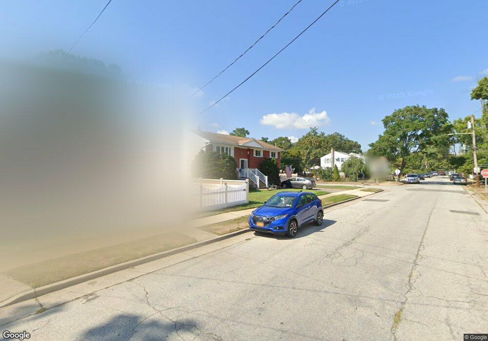 570 Maple St, West Hempstead, NY 11552 - photo 1