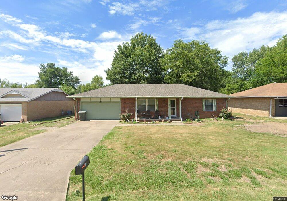 624 W 5th St, Skiatook, OK 74070 - photo 1