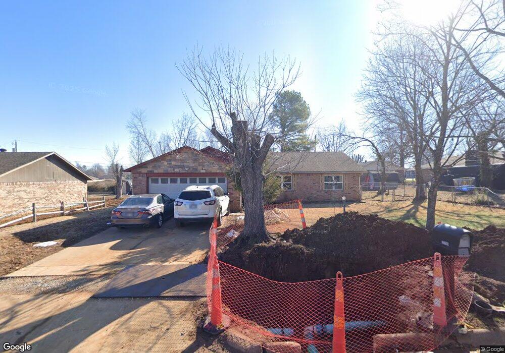 2209 S 11th St, Rogers, AR 72758 - photo 1