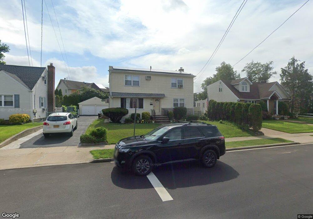 142 Barrymore Blvd, Franklin Square, NY 11010 - photo 1
