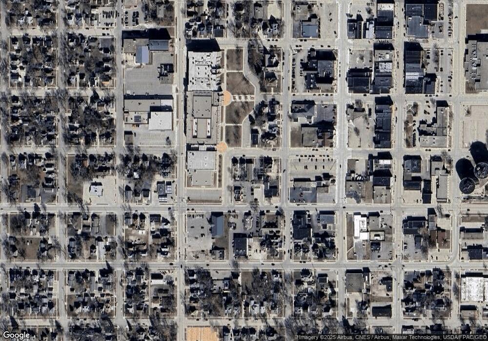 307 1st Ave NW, Austin, MN 55912 - photo 1