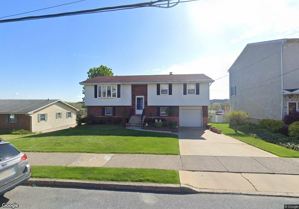 1131 Catasauqua Ave, Allentown, PA 18102 - photo 1