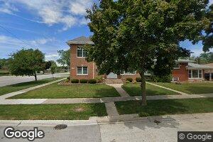 7158 W Lee St, Niles, IL 60714