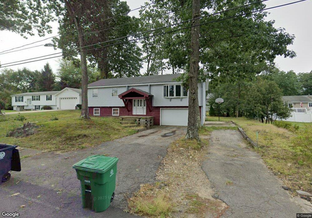 16 Friar Tuck Ln, Nashua, NH 03062 - photo 1