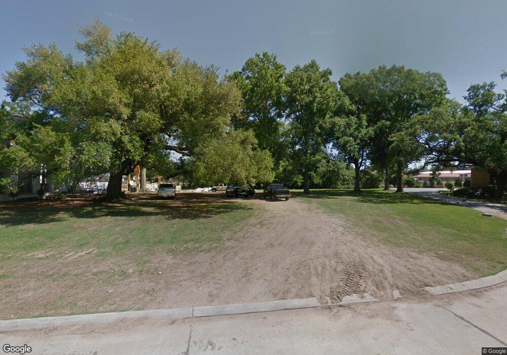 7 Glen Oaks Dr, Houma, LA 70360 - photo 1