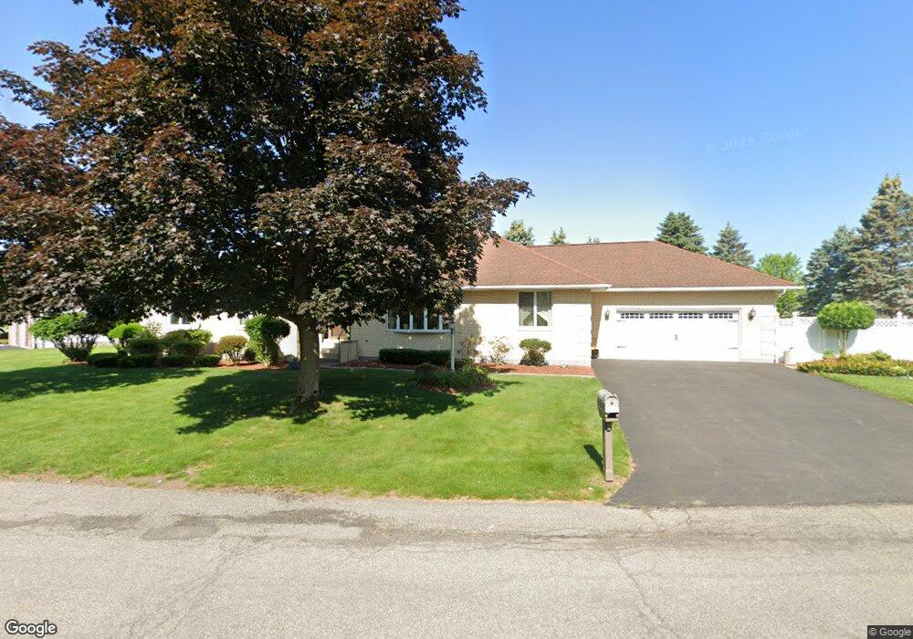 1 Dogwood Ln, Albany, NY 12211 - photo 1