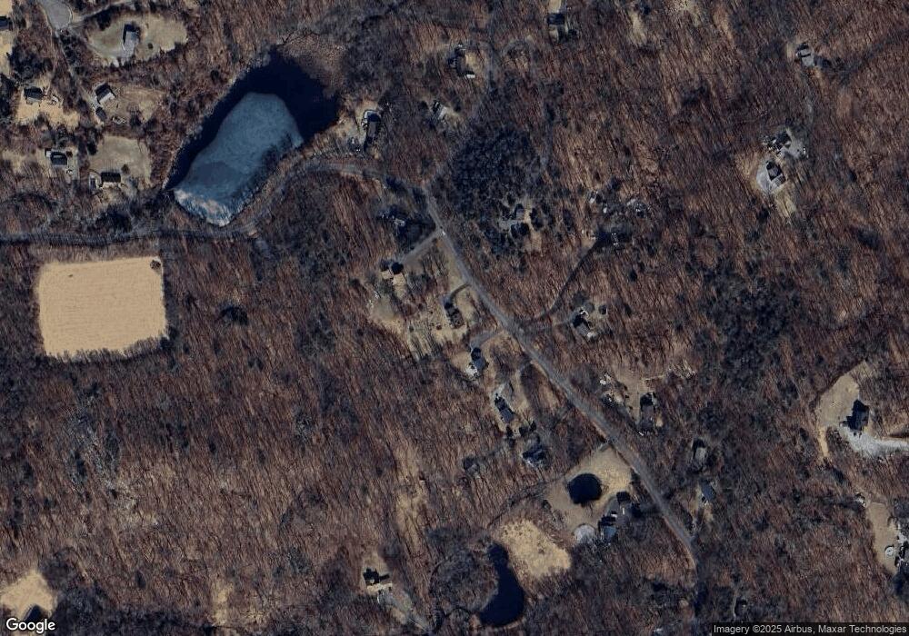 165 Newgate Rd, Oxford, CT 06478 - photo 1