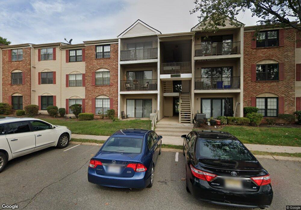 399 Lancaster Ct unit D3, Piscataway, NJ 08854 - photo 1