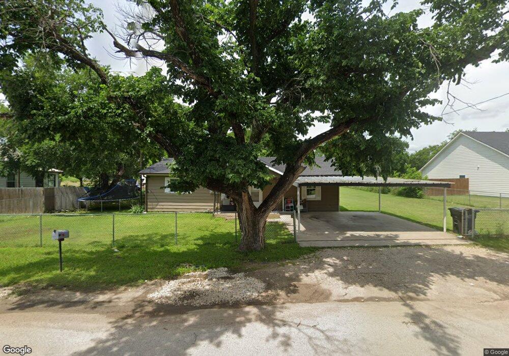 205 Evans St, Cleburne, TX 76031 - photo 1