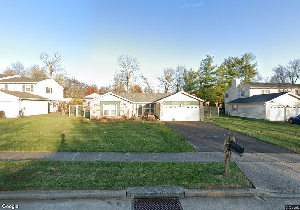 6 Willow Ct, Newtown, PA 18940 - photo 1