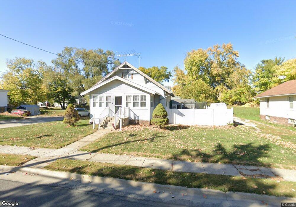 600 N 4th Ave E, Newton, IA 50208 - photo 1