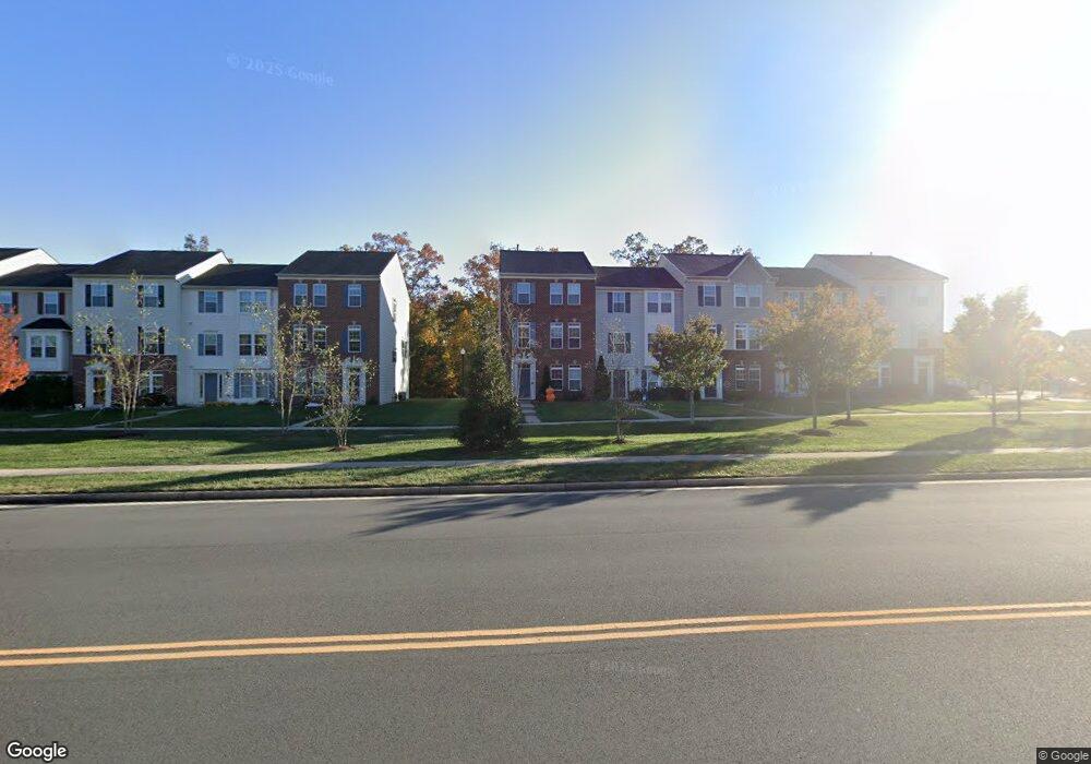 42973 Edgewater St, Chantilly, VA 20152 - photo 1