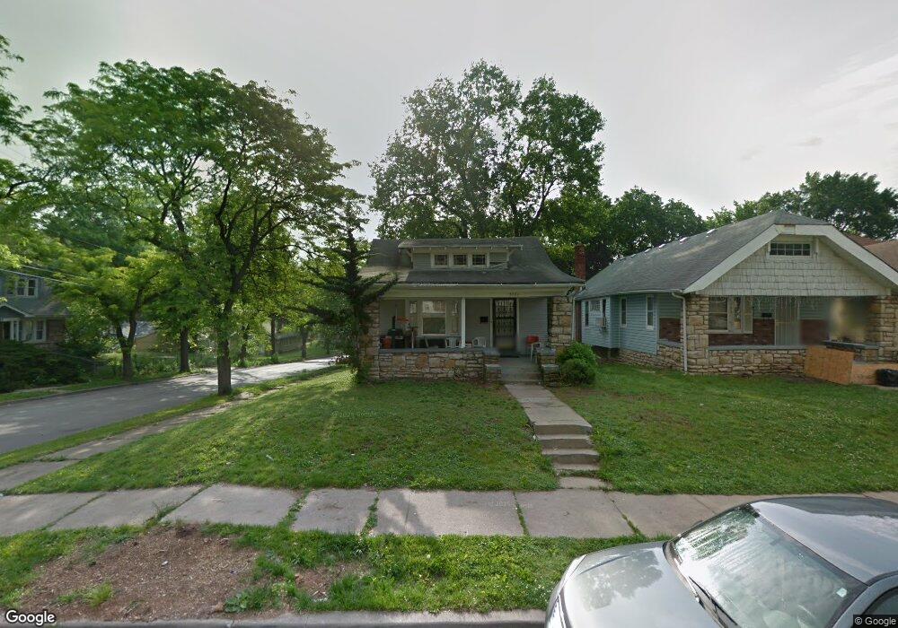 5701 Euclid Ave, Kansas City, MO 64130 - photo 1