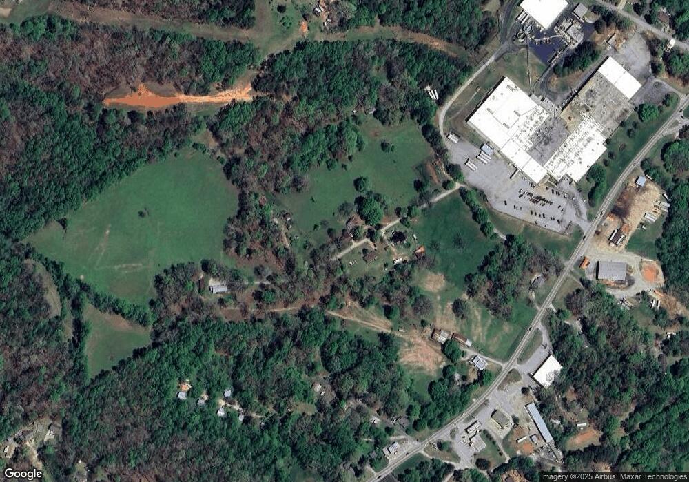 215 Butterfly Ln, Clarkesville, GA 30523 - photo 1