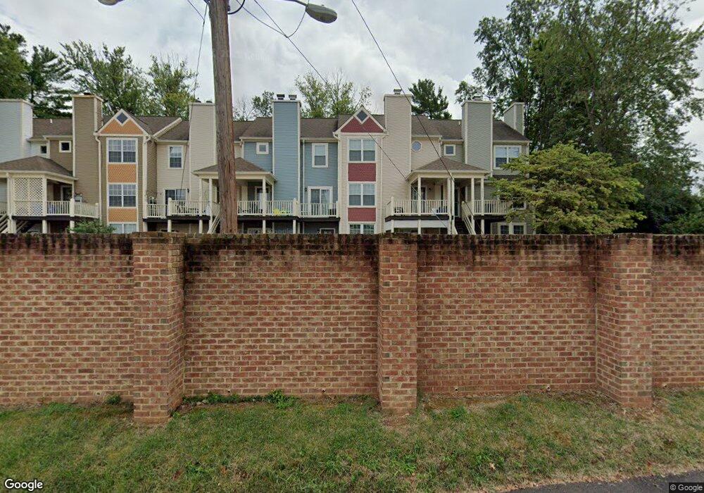 300-C Locust St SE, Vienna, VA 22180 - photo 1