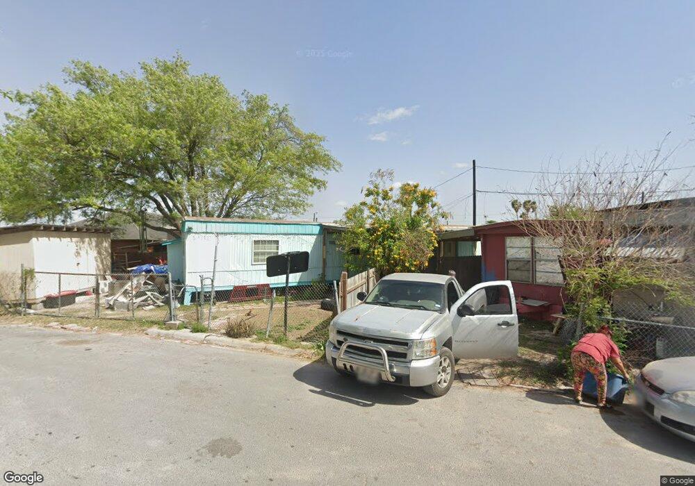 106 S Palm Dr, Pharr, TX 78577 - photo 1