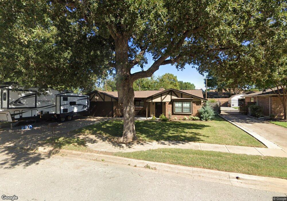 6424 Simmons Rd, North Richland Hills, TX 76182 - photo 1