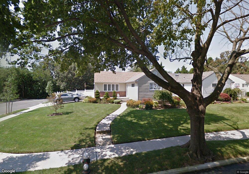 374 Campus Rd, Franklin Square, NY 11010 - photo 1