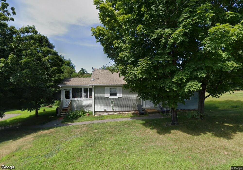 31 Clark Rd, Londonderry, NH 03053 - photo 1