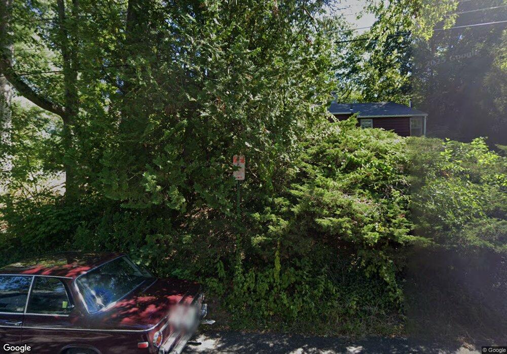 15 Smith St, Amherst, MA 01002 - photo 1