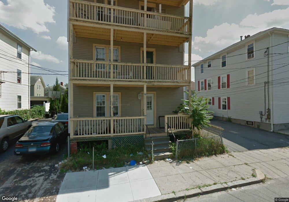 92 Lincoln Ave, Central Falls, RI 02863 - photo 1