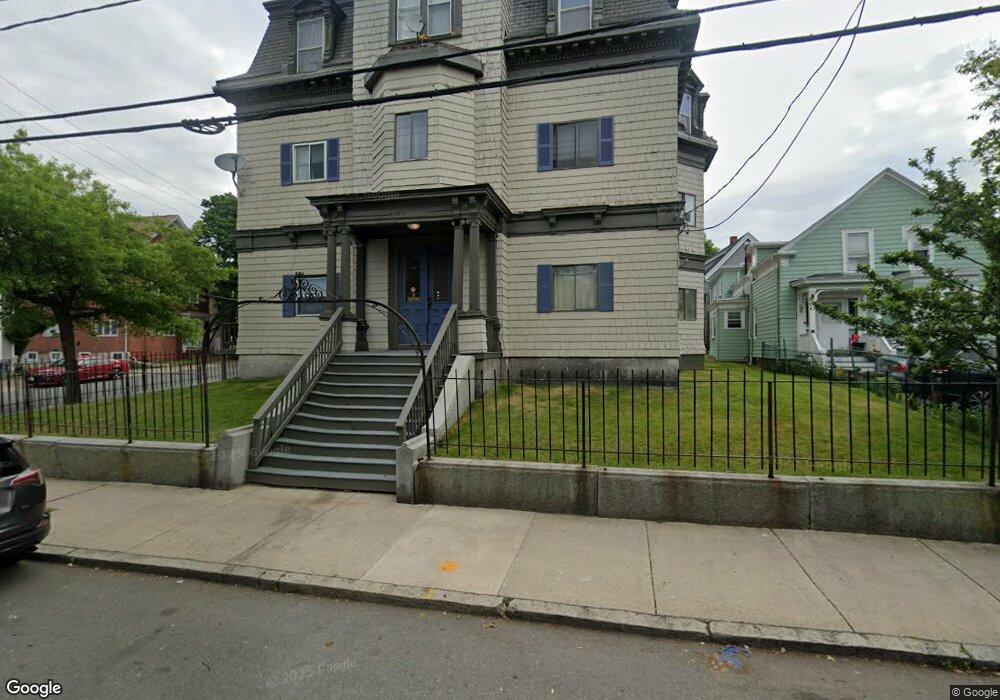 74 Newhall St unit 3, 74, Lynn, MA 01902 - photo 1