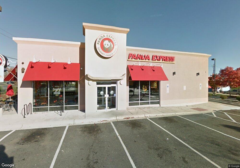 8800 Hampton Mall Dr N, Capitol Heights, MD 20743 - photo 1