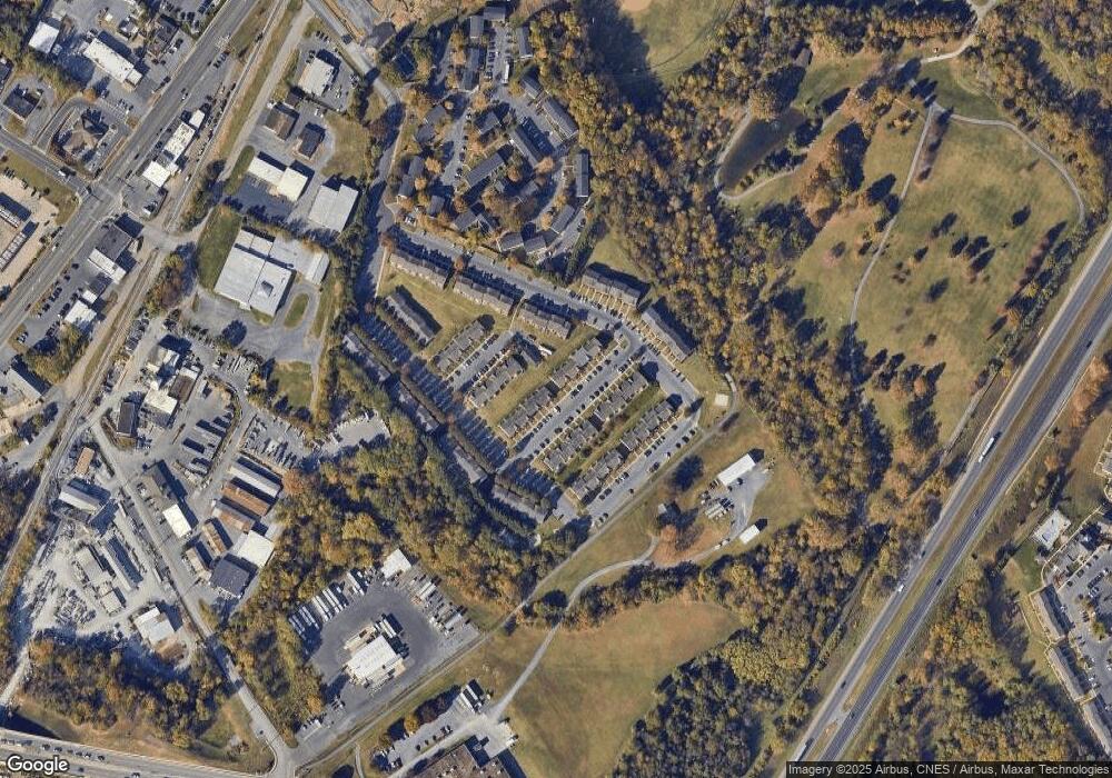 1739 Stratford Dr, Harrisonburg, VA 22801 - photo 1