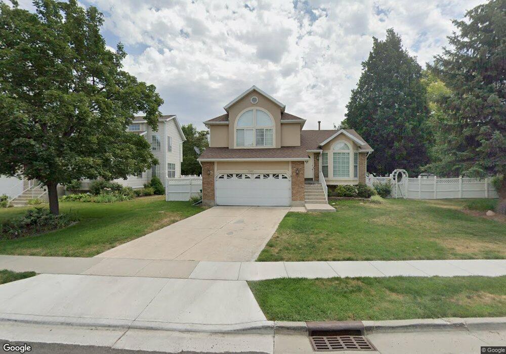 7555 S Woods Ln, Midvale, UT 84047 - photo 1