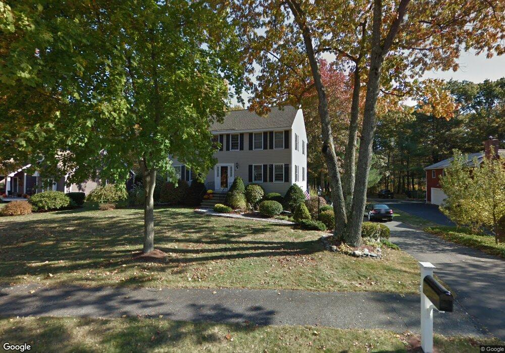 13 Patchs Pond Ln, Wilmington, MA 01887 - photo 1