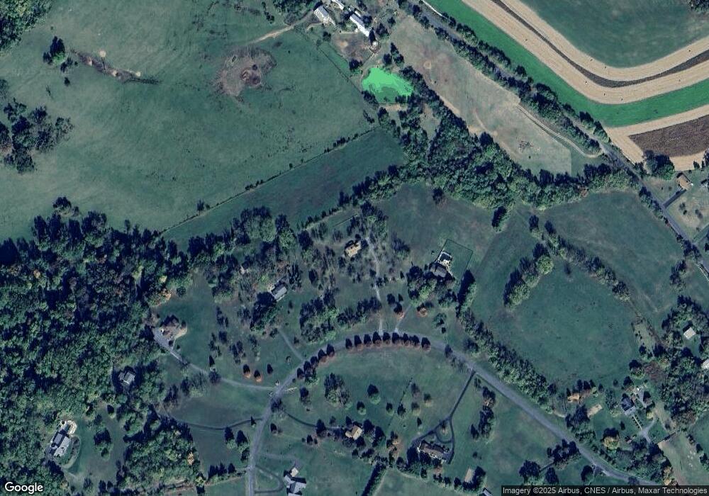 161 Foxfield Dr, Staunton, VA 24401 - photo 1