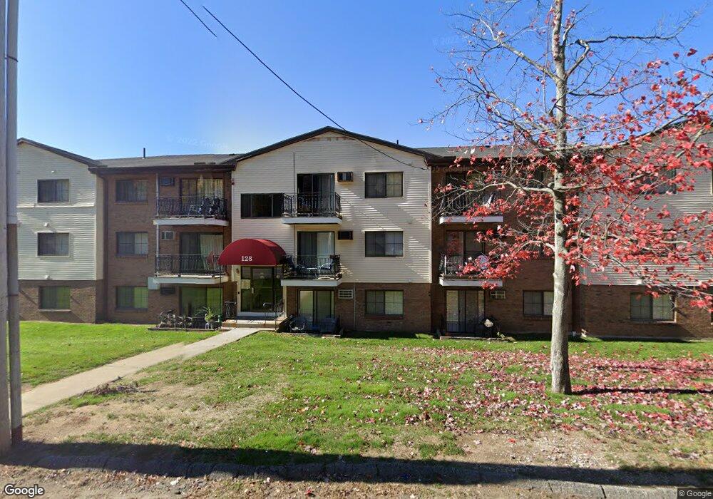 124 Mammoth Rd unit 230, Hooksett, NH 03106 - photo 1