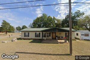 342 N 7th St, Mountain View, OK 73062
