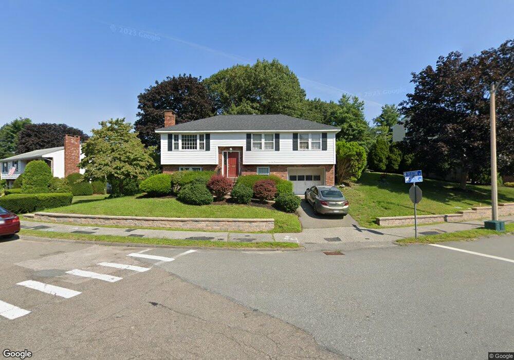 25 Rustic Rd, Stoneham, MA 02180 - photo 1