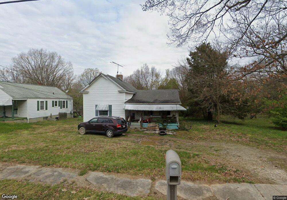 606 Thomas St, Reidsville, NC 27320 - photo 1