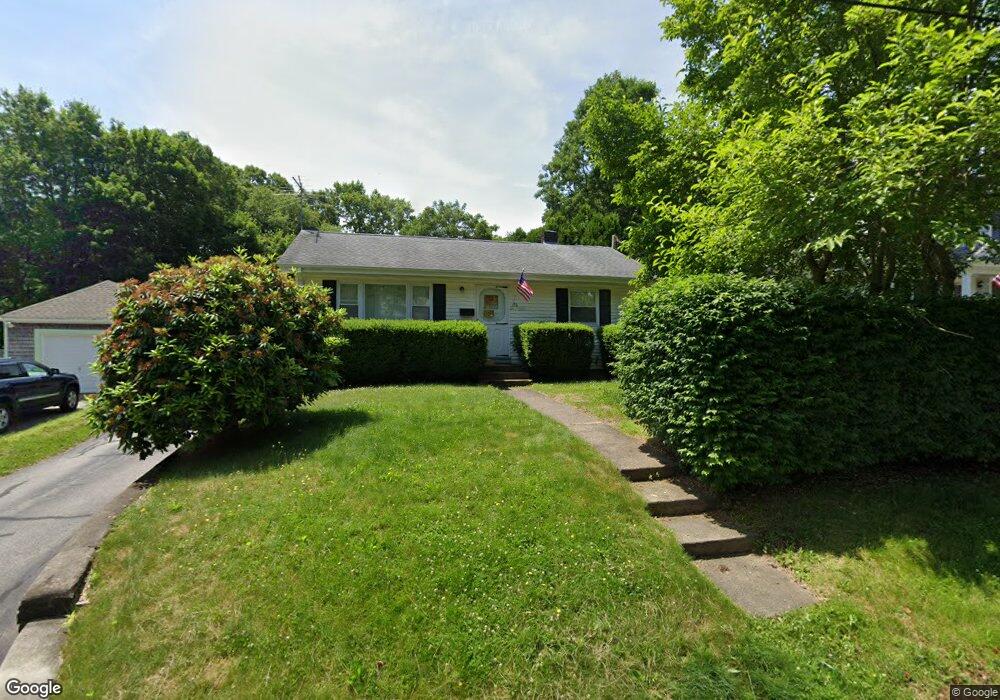 56 Gould St, Wakefield, RI 02879 - photo 1