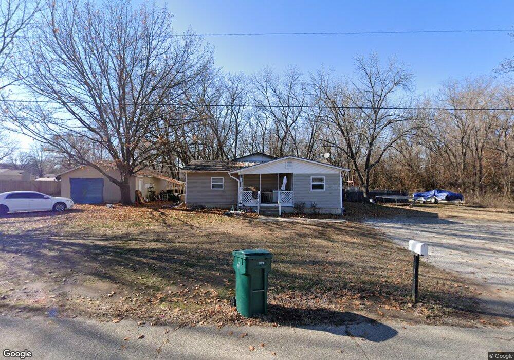 1105 S 25th St, Parsons, KS 67357 - photo 1