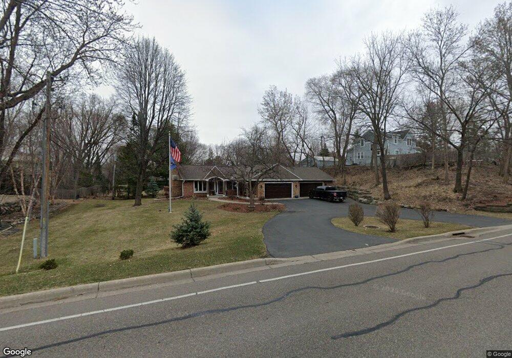 4929 Williston Rd, Minnetonka, MN 55345 - photo 1