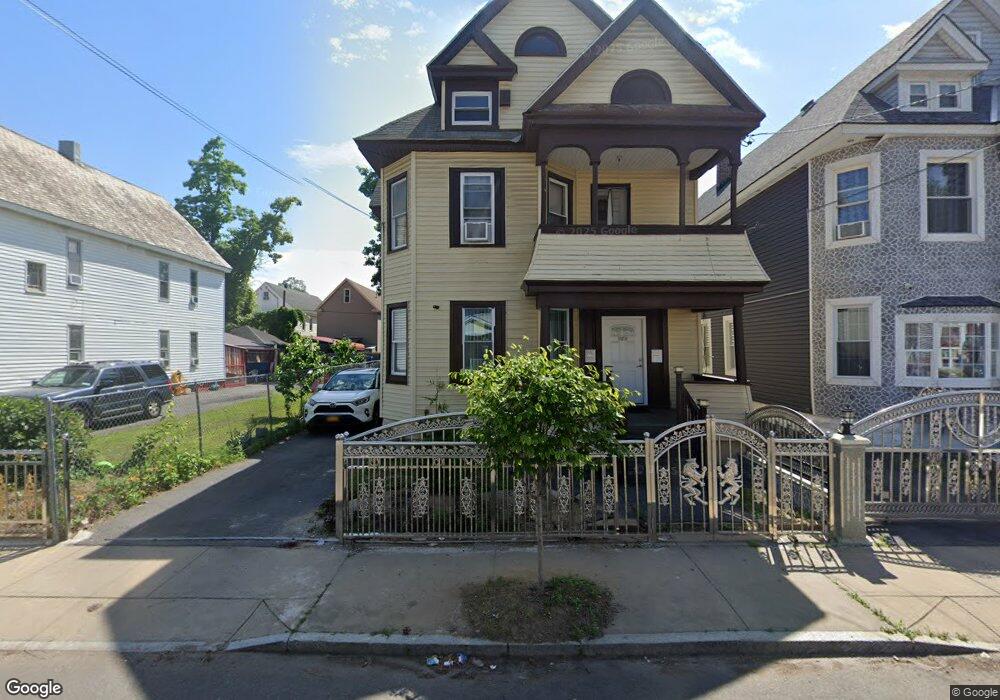 922 Delamont Ave, Schenectady, NY 12307 - photo 1