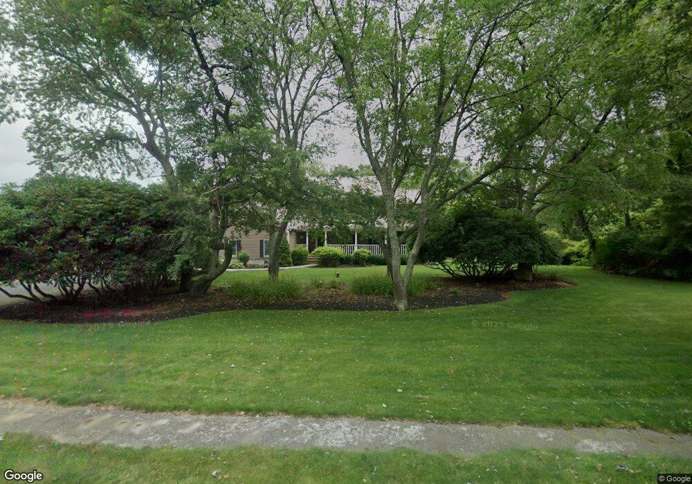 5 Slades Farm Ln, South Dartmouth, MA 02748 - photo 1