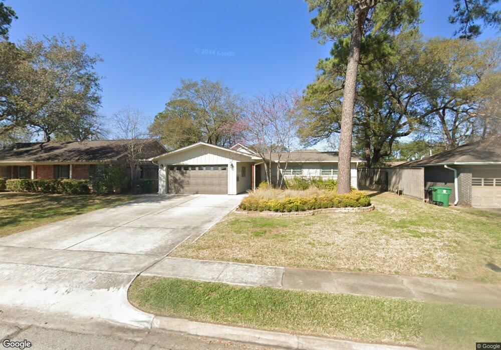 6434 Lindyann Ln, Houston, TX 77008 - photo 1