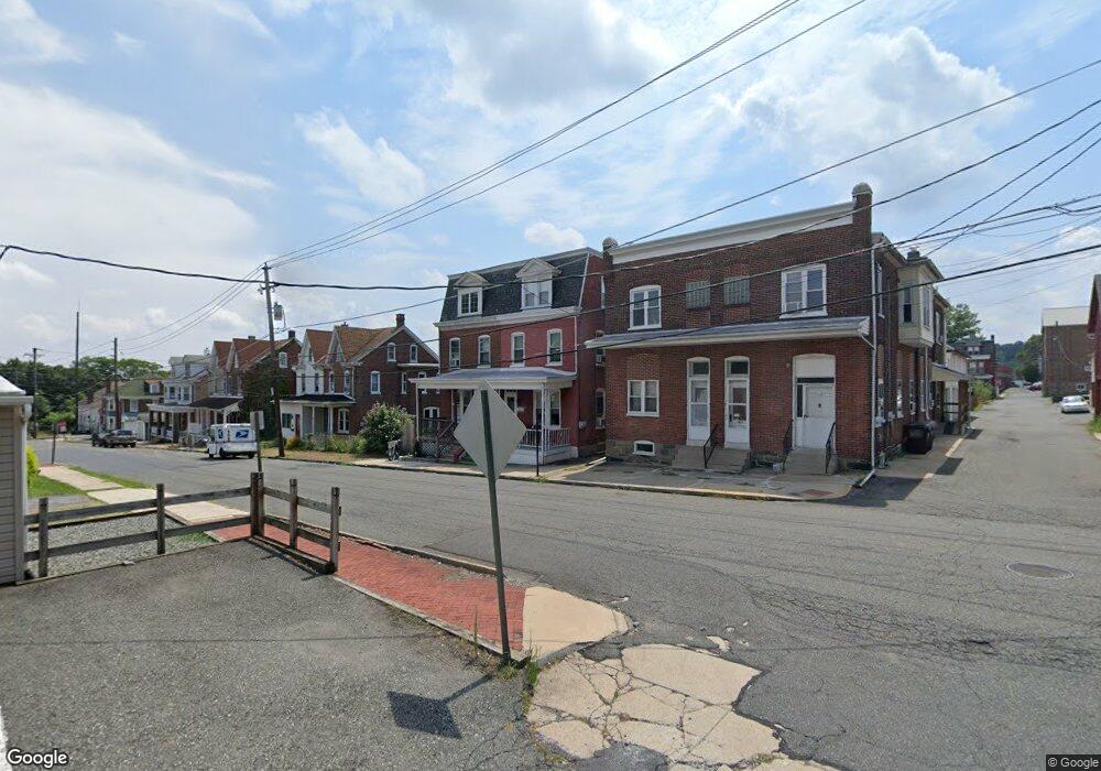 22 E 5th St, Boyertown, PA 19512 - photo 1