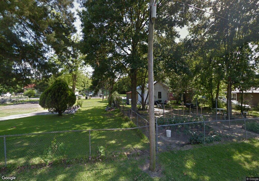 624 Malain St, New Iberia, LA 70560 - photo 1