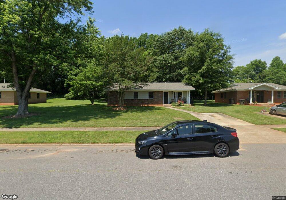 1002 Adams St, Statesville, NC 28677 - photo 1