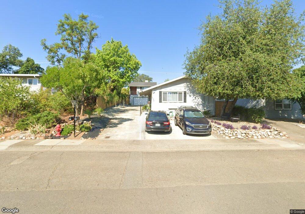 1522 Mesa St, Redding, CA 96001 - photo 1