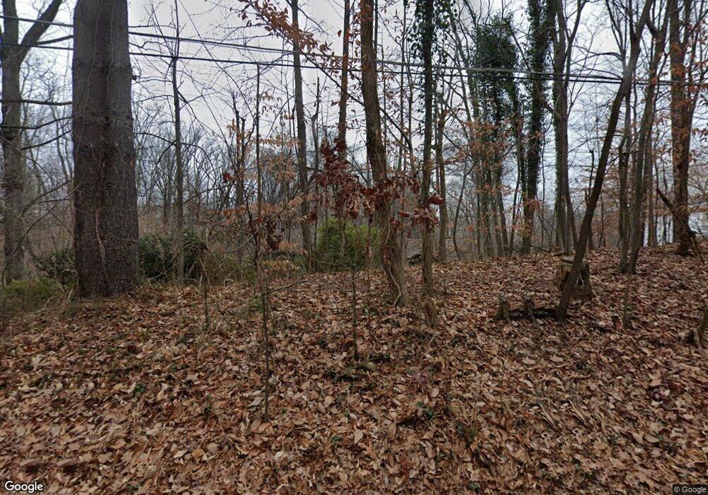 1201 Crest Ln, McLean, VA 22101 - photo 1