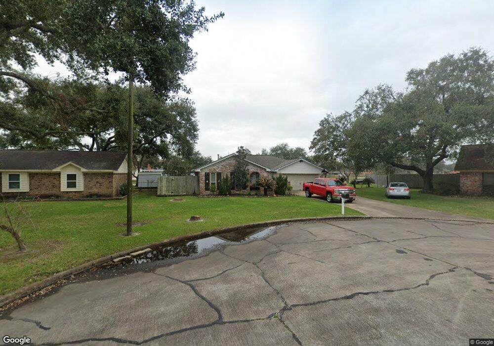 1730 Parkcrest St, Alvin, TX 77511 - photo 1