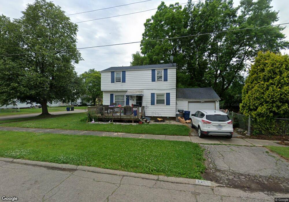 2201 Starkweather St, Flint, MI 48506 - photo 1
